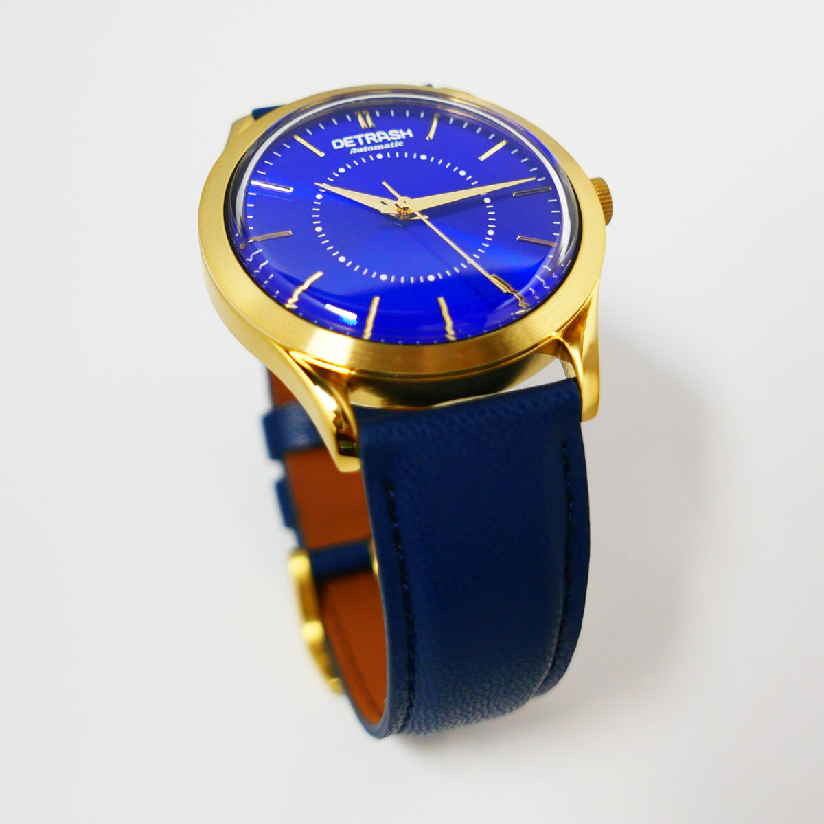 DETRASH Au-cean Blue: A Bold, Sustainable Luxury Dress Watch 2 Au-cean Blue